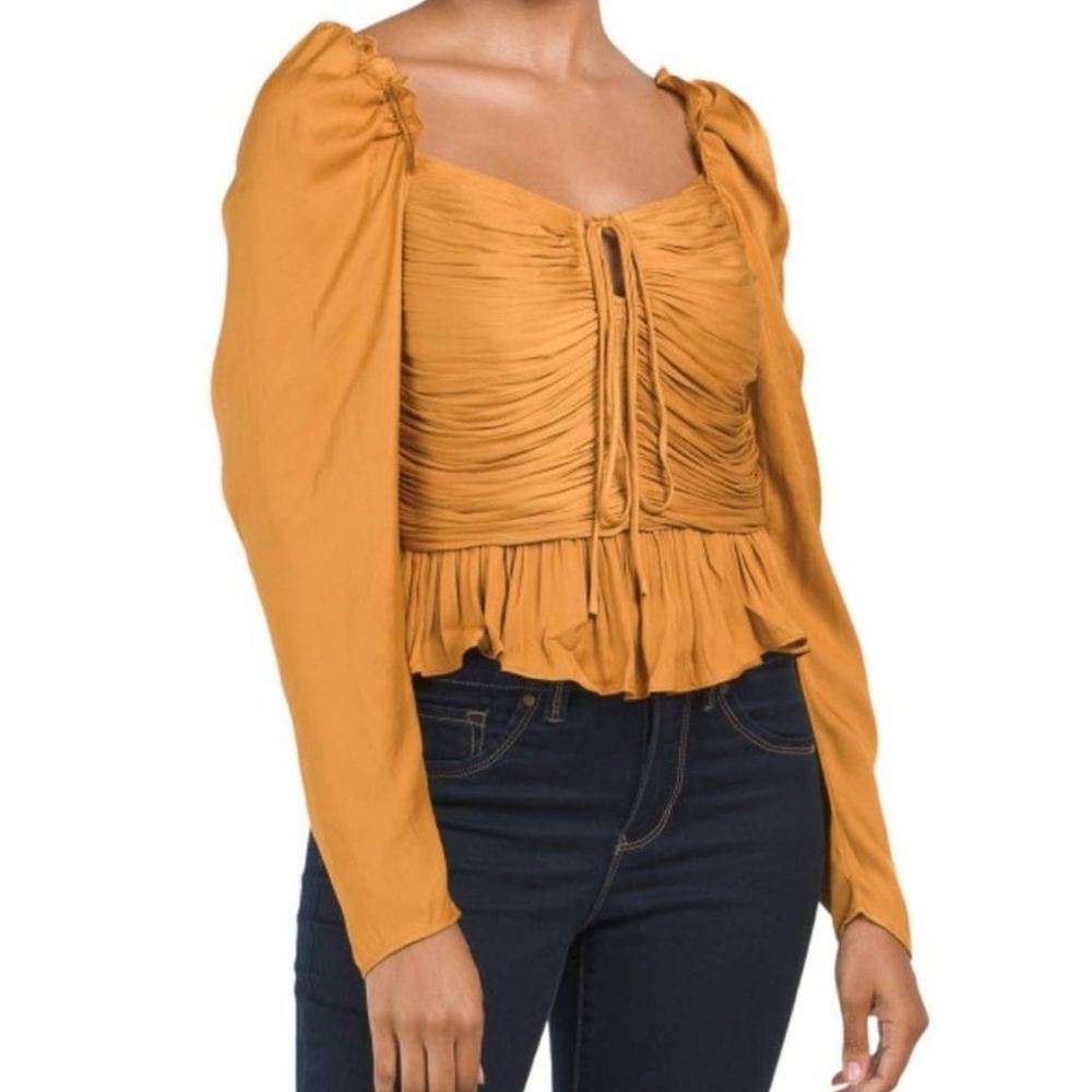 HOUSE OF HARLOW | Satin Ruched Top
